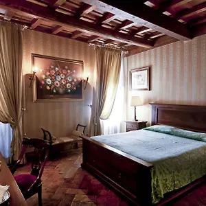 Appart hôtel Castle Of Glamour Xvi Century Luxury, Rome